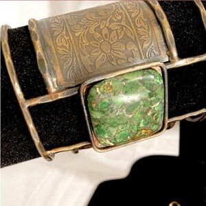 Vintage Etruscan Revival Etched Brass-tone Cuff Bracelet with Unique Green Stone